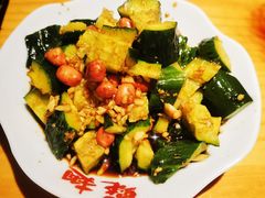 蒜泥黄瓜-蚝翅·海鲜粥·烧烤·龙虾季(海曙天一店)