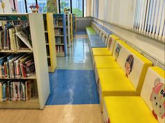 -屯门公共图书馆