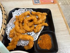 -花馬肆.云南过桥米线(汉神购物广场现场熬汤店)