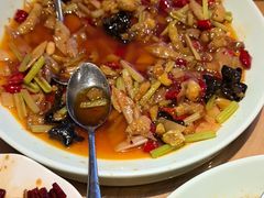 -严记小天府酸菜鱼(西四路店)