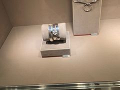 -爱马仕 HERMES(上海虹桥机场店)