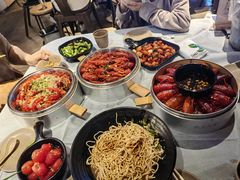 -巴厘龙虾·榜首油焖大虾(音乐学院·沿江酒馆店)