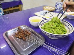 -秦君宝手擀菠菜面(金花路店)