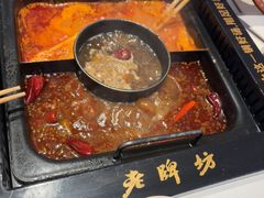 -老牌坊云南鱼豆花火锅(哈西万达店)