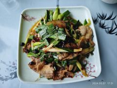 青蒜回锅肉-良泉足疗