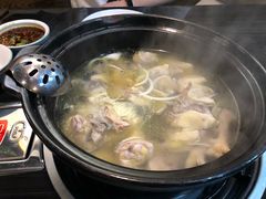 -东椰·海南椰子鸡火锅(朝阳门店)