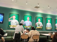 -费大厨辣椒炒肉(黄兴中心广场店)