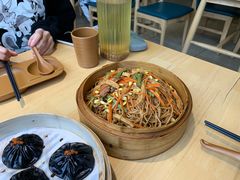 特色卤面-小六汤包(亚欧店)