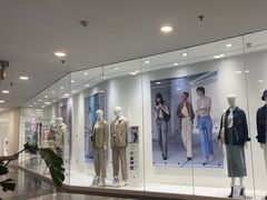 -优衣库(上海正大广场店)