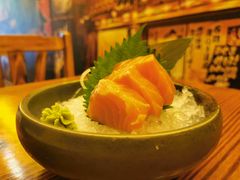 三文鱼刺身-坂吉屋·居酒屋深夜食堂(龙湖店)