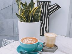 -UNI UNI(环亚凯瑟琳店)