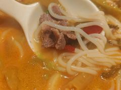 -粉小主·贵州酸汤牛肉粉(南京仙林金鹰店)