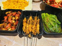 -巴厘龙虾·榜首油焖大虾(音乐学院·沿江酒馆店)