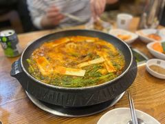 土豆排骨火锅-喇喇排骨火锅·传统韩式脊骨汤(望京西园总店)