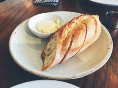 -ROAST coffee & eatery