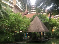 -三亚湾海居铂尔曼度假酒店