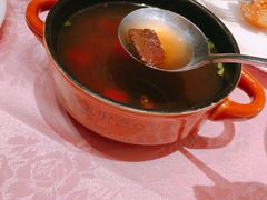 匈牙利牛肉清汤-西堤厚牛排(新世界店)