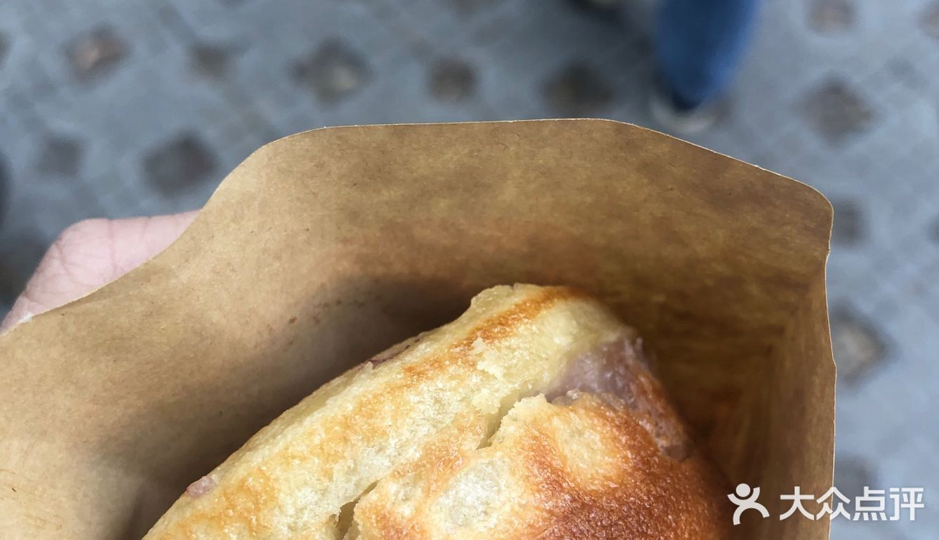 校门口的车轮饼