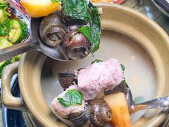 -正宗南铁拉叔沙煲螺·烧烤·秘制靓粥(南铁总店)