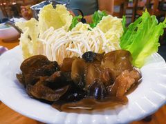 -五指山生态小黄牛(皮皮虾海鲜广场店)