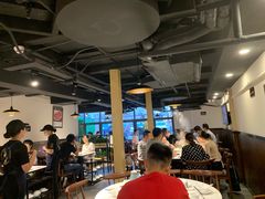 大堂-八合里牛肉火锅(深圳龙华硅谷店)