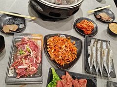 -啊美丽炭火烤肉(滑翔一店)