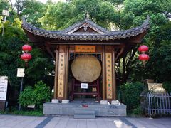 -绳金塔
