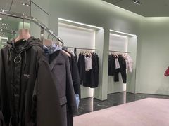 -PRADA普拉达(仁恒置地店)