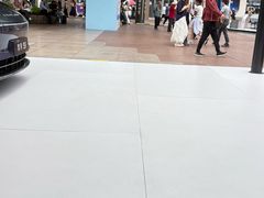 -观音桥步行街