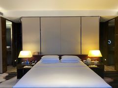 -广州天河希尔顿酒店