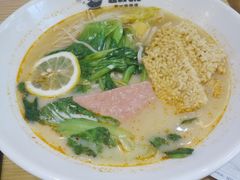 -超级泰·泰式麻辣烫(南京商厦店)