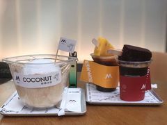 -M Stand(上海人民广场来福士店)