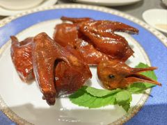 红烧脆皮乳鸽-浦华大酒店-台南担仔面海鲜楼
