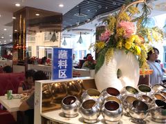 自助调料区-银鲨海鲜烤肉火锅自助餐厅(五星店)
