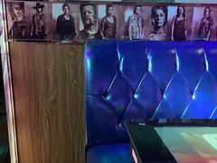 -唱吧麦颂KTV(松江五龙商业广场店)