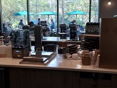 -星巴克臻选(深圳龙华红山天虹店)