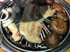 -老炉家木炭烤肉(长江国际店)