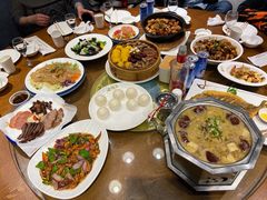 -赶海部落海鲜城(海阳路店)