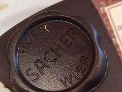 -Cafe Sacher(WIEN)