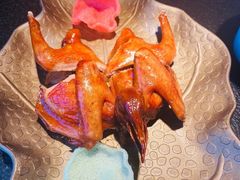 -蝴蝶里·粤菜·点心(滨江龙湖店)