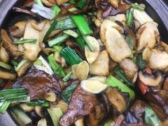 -云海肴·汽锅鸡·云南代表菜(天山百盛优客店)