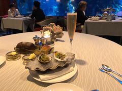 -迪拜帆船酒店海底餐厅