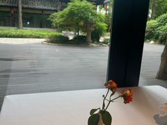 -水·餐厅
