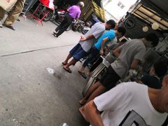 -Kha Mu Charoensang(Silom)