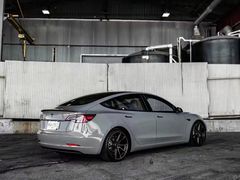 -TESLA 特斯拉(上海太古汇体验店)