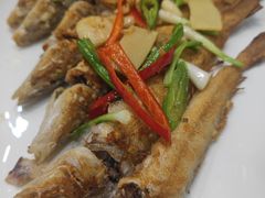 香煎沙尖鱼-明本湛江鸡•海鲜小厨(陈家祠店)
