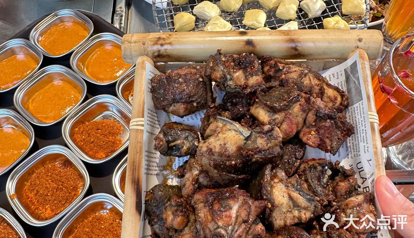 昆明的！暴好吃的烤鸡[流泪]肉嫩还爆汁！！ 