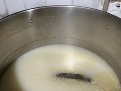 -南渝食府.墨脱石锅松茸鸡