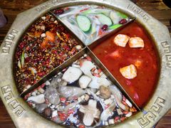 -乐山串串香老火锅(鼓楼店)