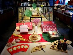 面包甜点陈列柜-清真全盛斋传统糕点(许士庙店)